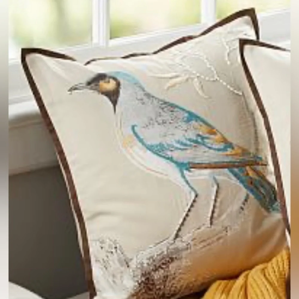 POTTERY BARN SCIENTIFIC BIRD EMBROIDERED THROW PILLOW INSERT 20x20.